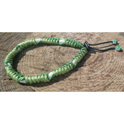 Collier anti tiques modèle snake knot